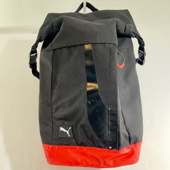 Backpack Puma 18.5' x 15" Black & Salmon Colors Padded Laptop Section Adj Straps - Picture 1 of 16